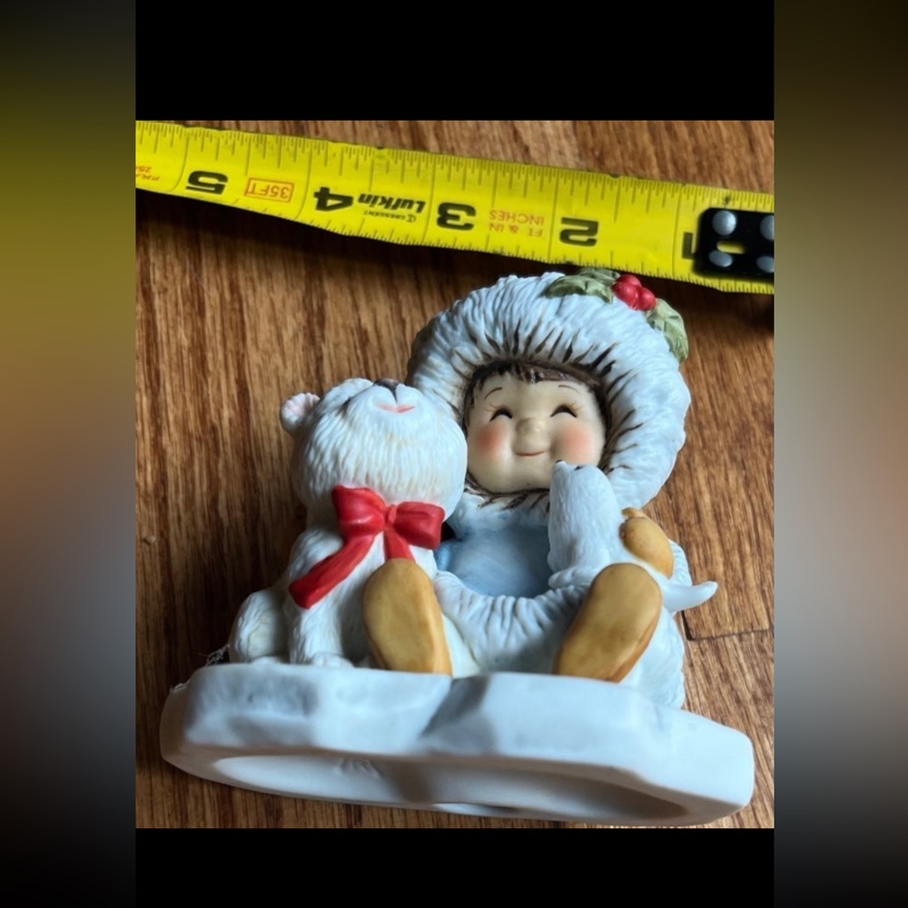 Enesco Collectible Figurine Eskimo girl with pup. Vintage 1980 - Picture 8 of 12